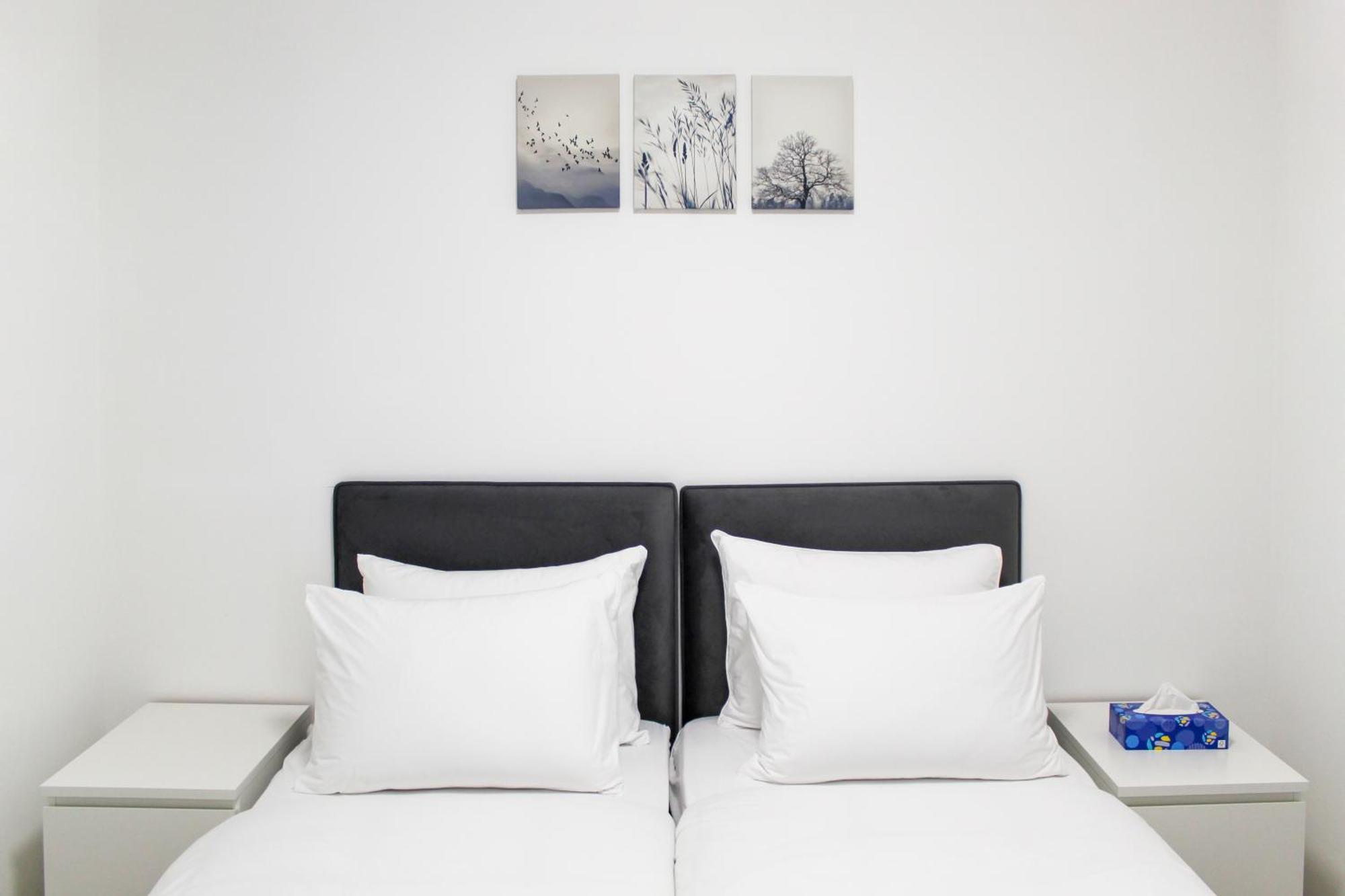 Luxury Family #3 By Hashdera